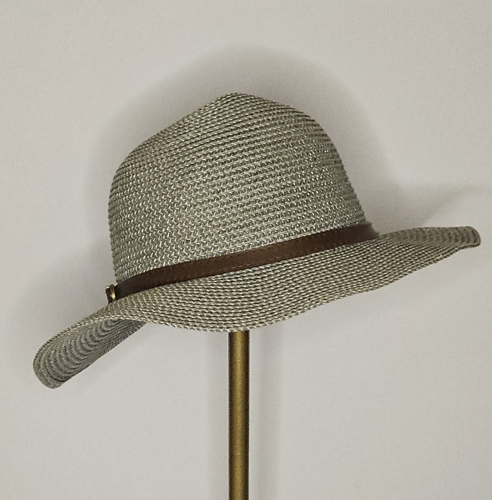 Nordstrom Gray Woven Packable Fedora Hat with Leather Band